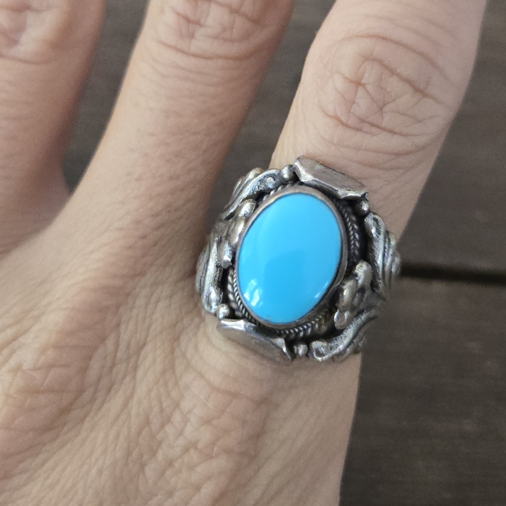 Tibetan Turquoise Sterling Silver Floral Ring - Picture 6 of 8